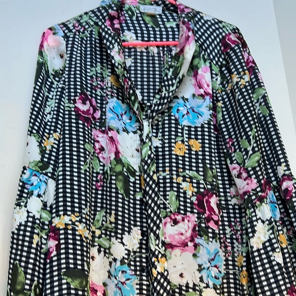 Tahari Tops - Tahari by ASL Floral Blouse Size Large